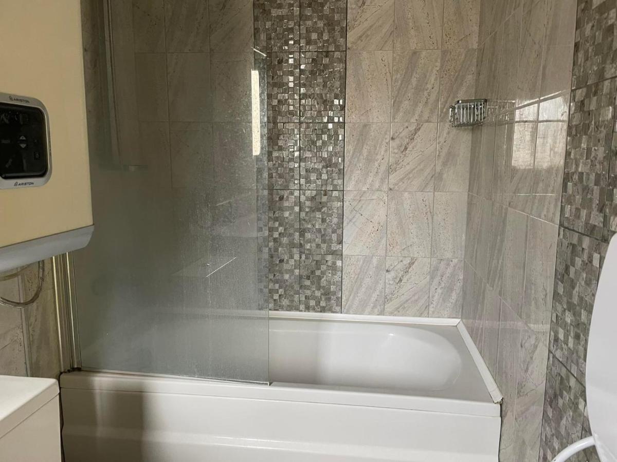 Sea View Apartment 발치크 외부 사진