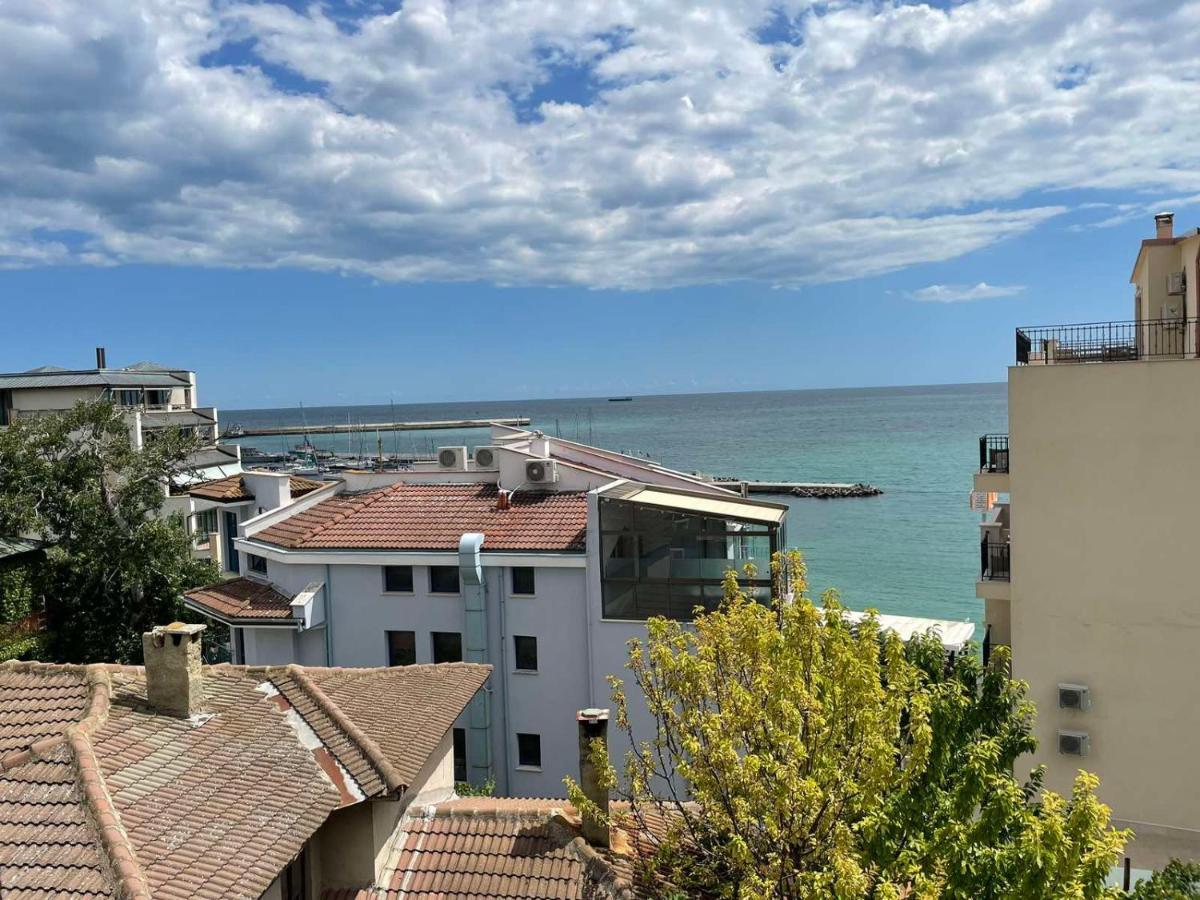 Sea View Apartment 발치크 외부 사진