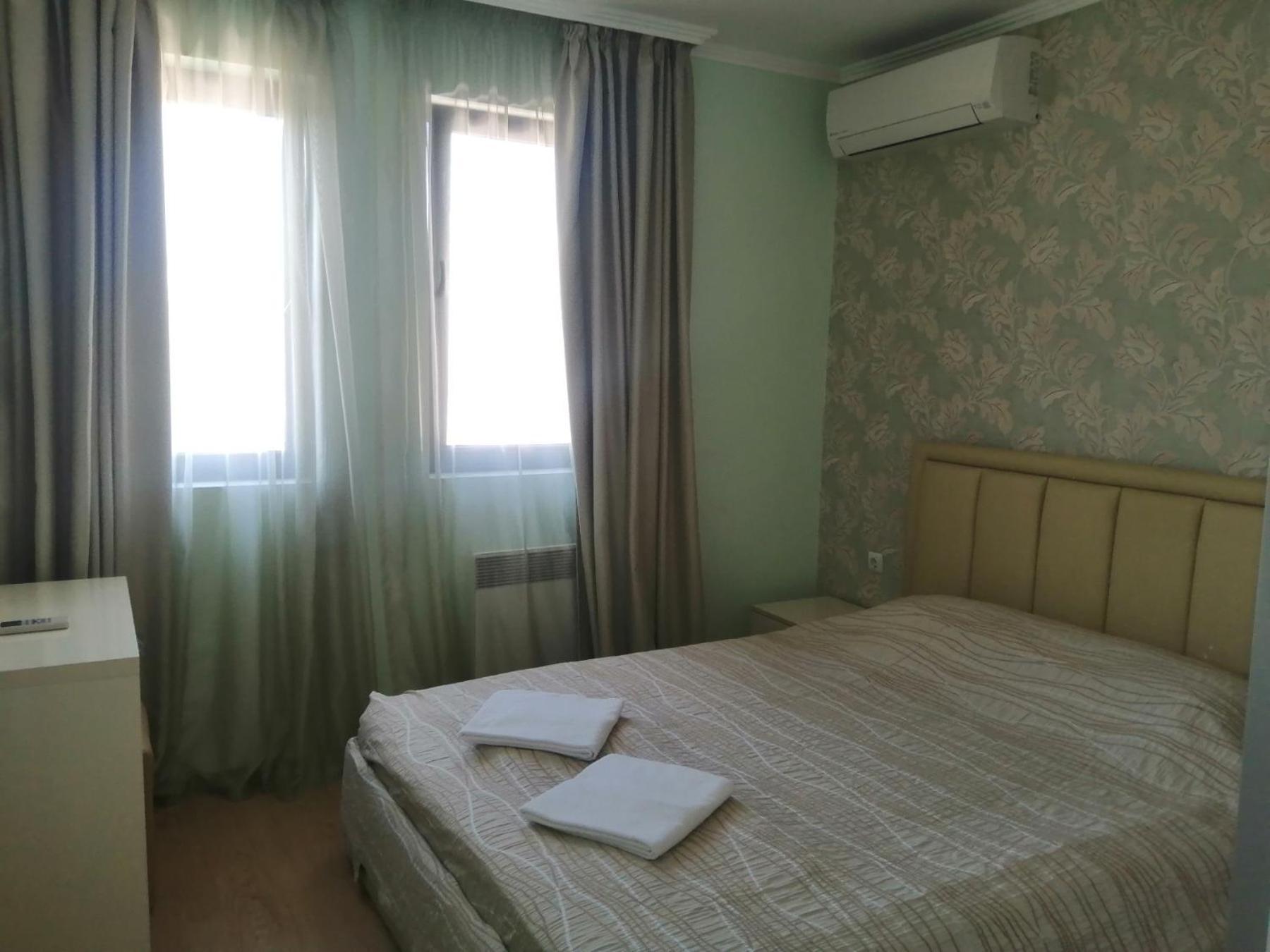 Sea View Apartment 발치크 외부 사진